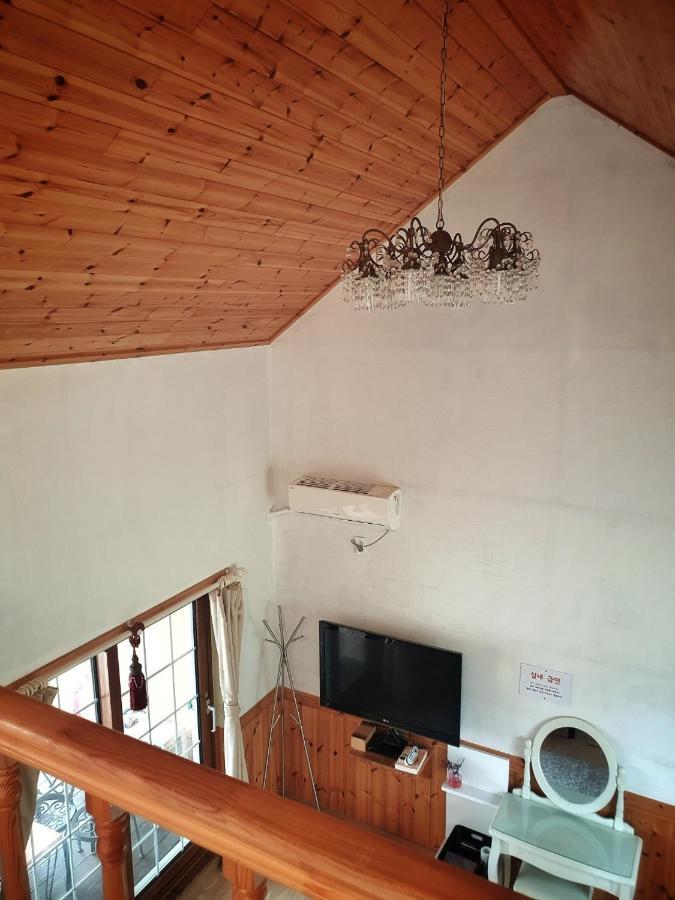 Popcorn House Pension Gapyeong Esterno foto