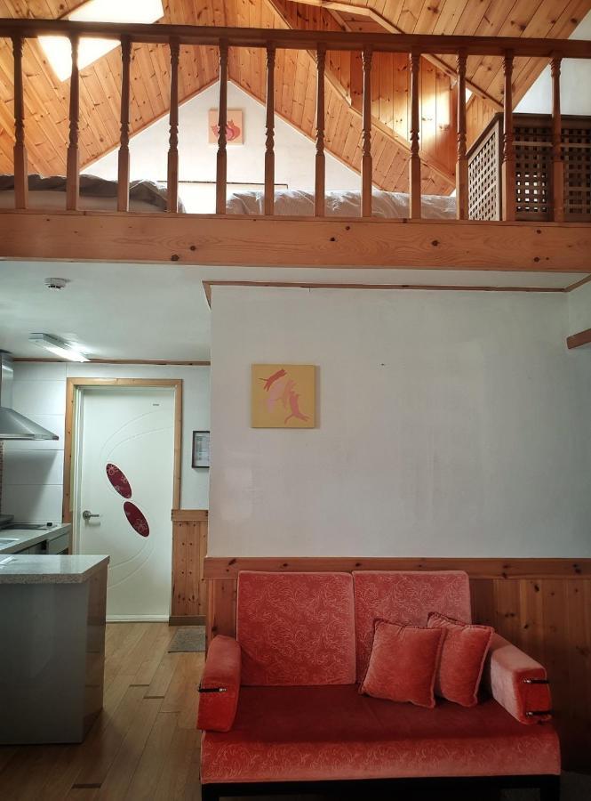 Popcorn House Pension Gapyeong Esterno foto